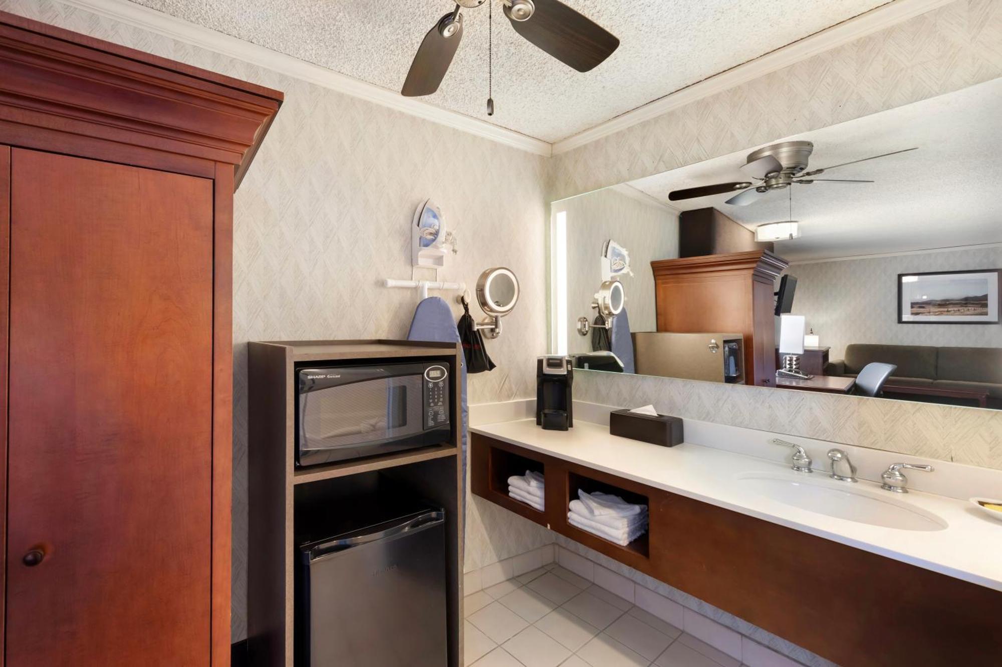 Best Western Plus Black Oak Paso Robles Quarto foto